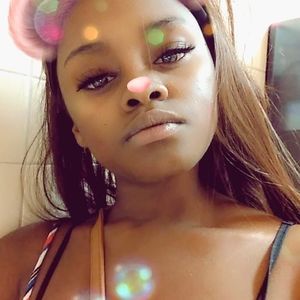 Meet your Posher, Deebaby